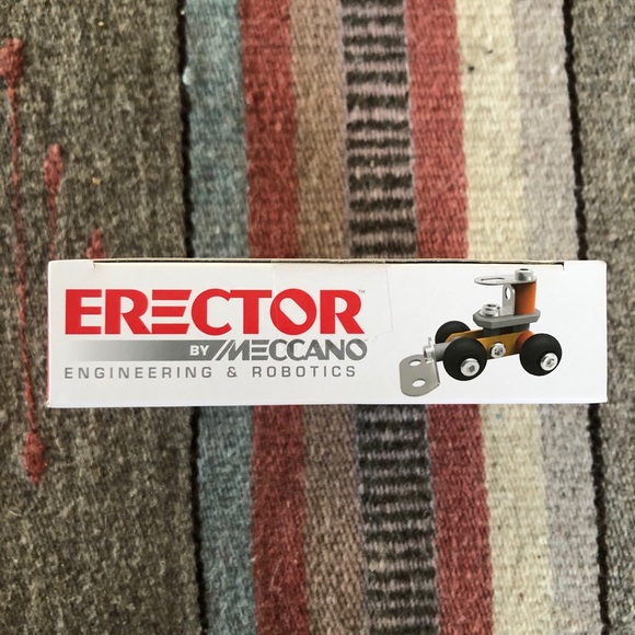 Erector Set by Meccano 26 Parts+Tools Bulldozer - Picture 3 of 8